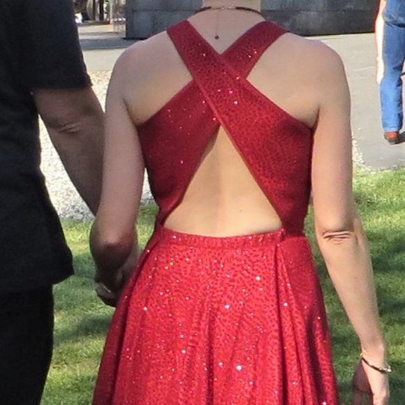 Red Sparkling Formal Dress by ML Monique Lhuillier - Picture 15 of 16